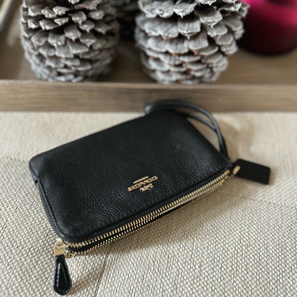 Coach Wristlet with Gold Accents- Double Zip - Picture 2 of 5